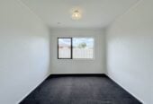 3 beds house with garage on 416m2 section, walks to Randwick Park School and Alfriston College, close to shops, Auckland Botanic Gardens, motorway access, 3A Nerissa Place, Randwick Park, Auckland