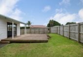 3 beds house with garage on 416m2 section, walks to Randwick Park School and Alfriston College, close to shops, Auckland Botanic Gardens, motorway access, 3A Nerissa Place, Randwick Park, Auckland