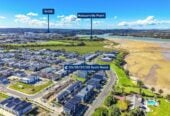 Seaside and Brandnew 4 beds 3.5 baths home with grange and 1 bed granny ground floor, close to schools, shops, motorway access, 0.9 km to Scott Point School, 39 Scott Road, Hobsonville, Auckland