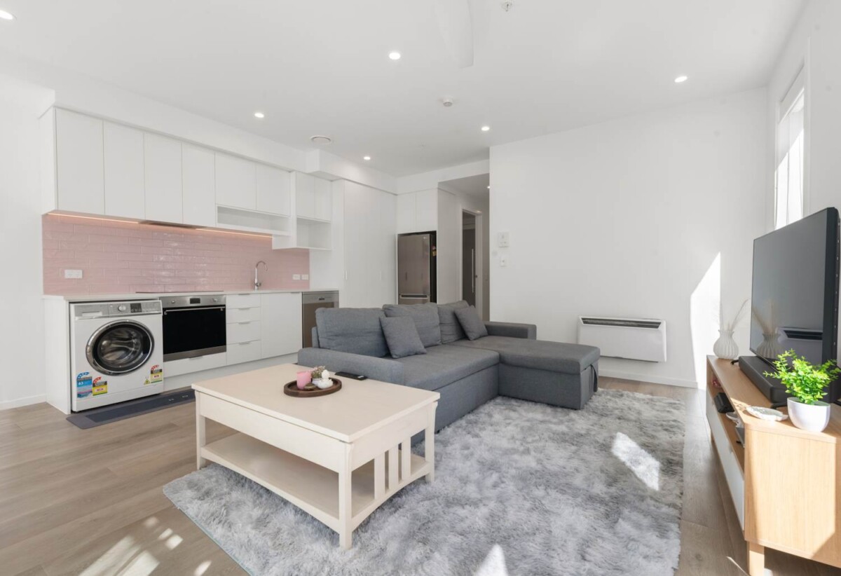 1 bed 1 bath 1 car park apartment, close to schools, Onehunga Mall, Dress Smart, cafés, and supermarkets, 0.6km to Onehunga Primary School, 108/9C Jordan Avenue, Onehunga, Auckland