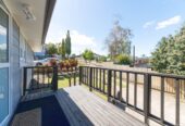 3 beds house with double garage, big garden, near Shepherds Park, close to school, local shopping centres, 0.3 km to Beach Haven School, 2/21 Lancaster Road, Beach Haven, Auckland