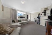 Brick and tile 2 beds 1 bath home with carport, close to schools, parks, shopping centres, zoned for Sunnyhills School, Wakaaranga Primary School, Farm Cove Intermediate, and Pakuranga College, 1/236 Pakuranga Road, Pakuranga Heights, Auckland
