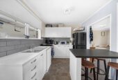 Brick and tile 2 beds 1 bath home with carport, close to schools, parks, shopping centres, zoned for Sunnyhills School, Wakaaranga Primary School, Farm Cove Intermediate, and Pakuranga College, 1/236 Pakuranga Road, Pakuranga Heights, Auckland