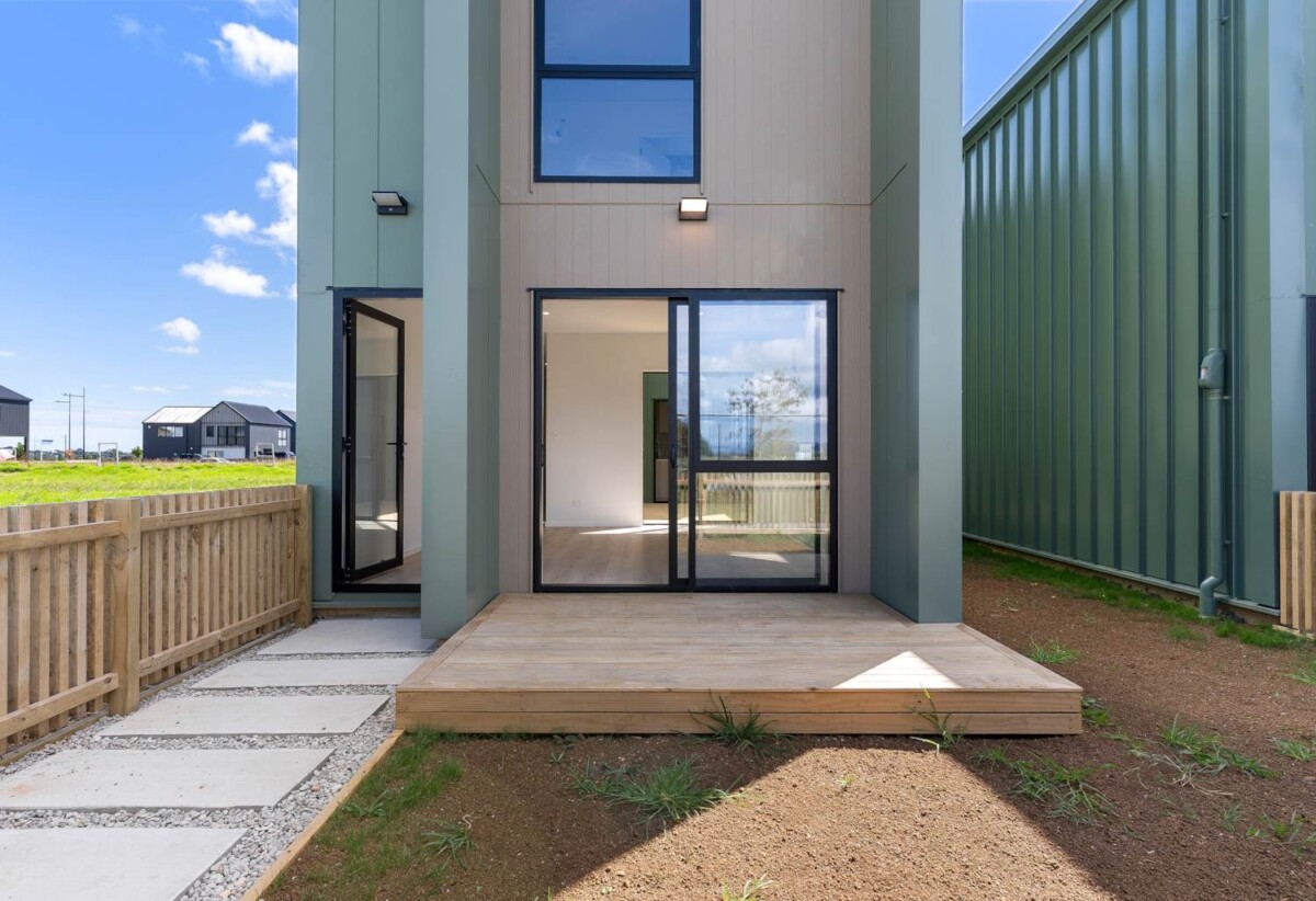 Reserve-Backed Standalone Brandnew 4 beds 2.5 baths house with garage on 235m2 section, Close to ACG School, minutes from the newly announced Costco in Drury and the under- construction Drury railway station, 23 Karaka Village Parade, Karaka, Auckland