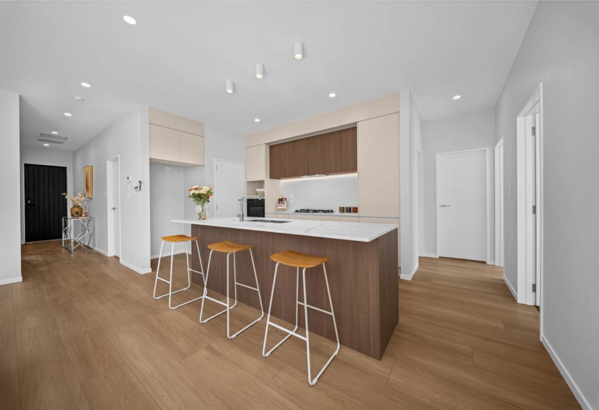 150m2 Brandnew 4 beds 2 baths house with double garage on 333m2 section, Central air-conditioning, Electric Fireplace , Just a 2-minute walk to Opaheke Park with scenic bridges and streams, Close to schools, train station, supermarkets, and easy motorway access, 7 Pupu Crescent, Opaheke, Auckland