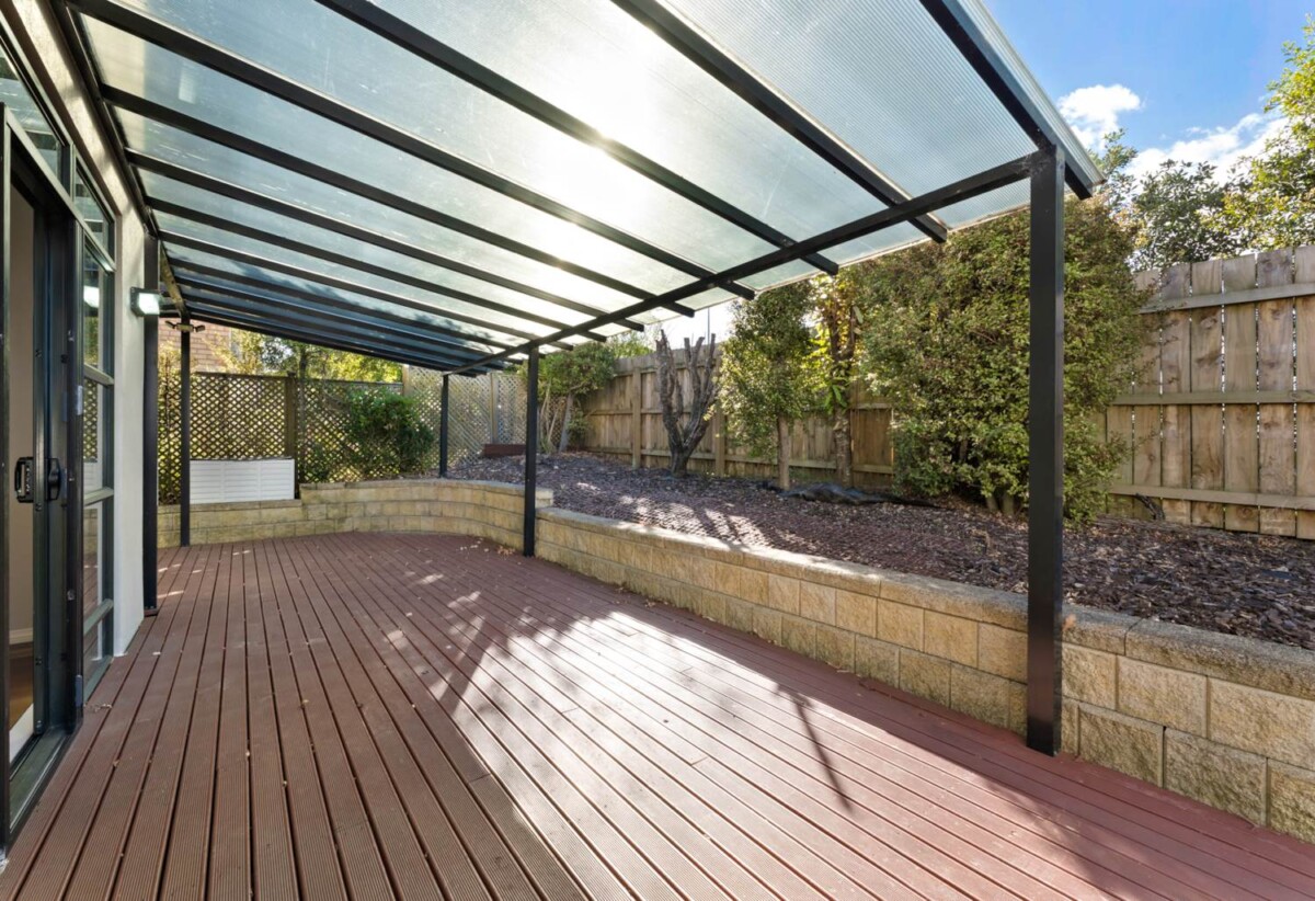 Sea views 5 beds 3 baths house with double garage on 413m2 section, close to schools, shops, motorway access, 0.8 km to Marina View School, 151c Hobsonville Road, West Harbour, Auckland