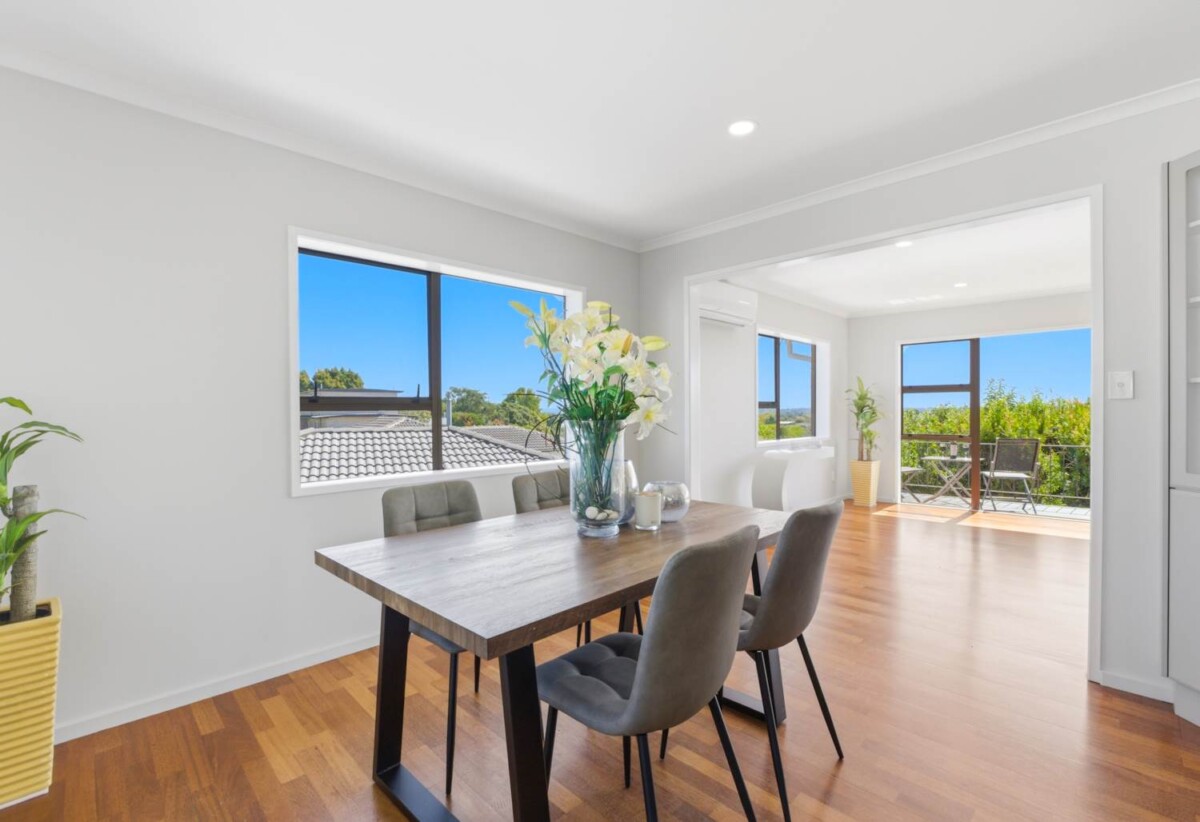 Home and income, Brick and tile 4 beds main house + standalone 2 beds Minor Dwelling on 905m2 section, Recently Refreshed, close to schools, shopping centres, 0.4 km to Howick Primary School and Howick Intermediate, 67 and 67A O’Halloran Road, Howick, Auckland