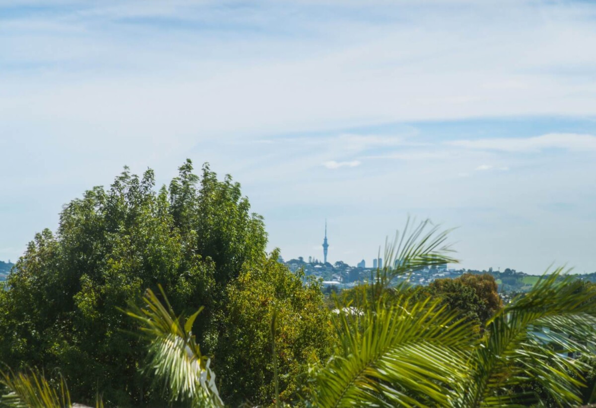 Home and income, Brick and tile 4 beds main house + standalone 2 beds Minor Dwelling on 905m2 section, Recently Refreshed, close to schools, shopping centres, 0.4 km to Howick Primary School and Howick Intermediate, 67 and 67A O’Halloran Road, Howick, Auckland