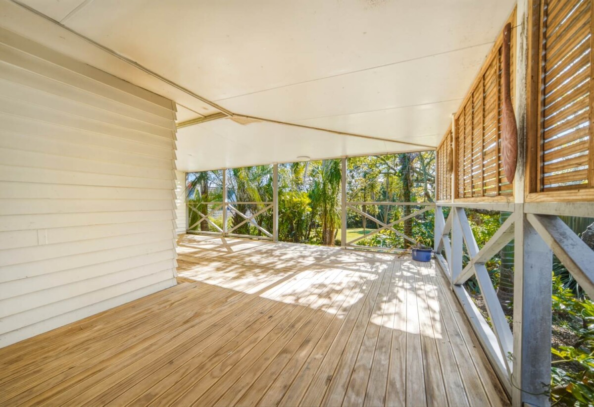 4 beds 2 baths house on 1042m2 section, THAB Zone with Storm Water manhole on site, , close to schools, Albany Mall, 938 East Coast Road, Northcross, Auckland