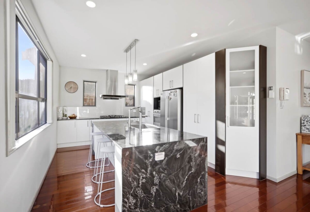 5 beds 3 baths house with double garage on 600m2 section, Minutes away from Browns Bay beach, vibrant local shops, cafes, and top-tier North Shore schools, 16 Corricvale Way, Albany, Auckland