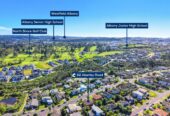 330m2 Brick and tile 5 beds + big study room 3 baths house with double garage on 544m2 section,owners are committed to selling, Kristin School, North Shore Golf Club, shopping and dining at Albany Mall all within easy reach, 62 Aberley Road, Schnapper Rock, Auckland