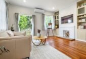 3 beds 2 baths house with 2 car parks on 371m2 section, features include a heat pump, a loft, and plenty of off-street parking, near Cornwall Park, 0.6 km to Oranga School, 1.4 km to One Tree Hill College, 12 Moata Road, One Tree Hill, Auckland