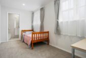 3 beds 2 baths house with 2 car parks on 371m2 section, features include a heat pump, a loft, and plenty of off-street parking, near Cornwall Park, 0.6 km to Oranga School, 1.4 km to One Tree Hill College, 12 Moata Road, One Tree Hill, Auckland