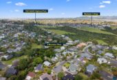 Urgent Sale, motivated vendors require a timely sale, Macleans College Zone, 5 beds 2 baths house with double garage on 878m2 section, 0.8 km to Macleans College, 9 Micawber Place, Mellons Bay, Auckland
