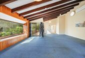 Urgent Sale, motivated vendors require a timely sale, Macleans College Zone, 5 beds 2 baths house with double garage on 878m2 section, 0.8 km to Macleans College, 9 Micawber Place, Mellons Bay, Auckland