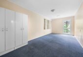 Urgent Sale, motivated vendors require a timely sale, Macleans College Zone, 5 beds 2 baths house with double garage on 878m2 section, 0.8 km to Macleans College, 9 Micawber Place, Mellons Bay, Auckland