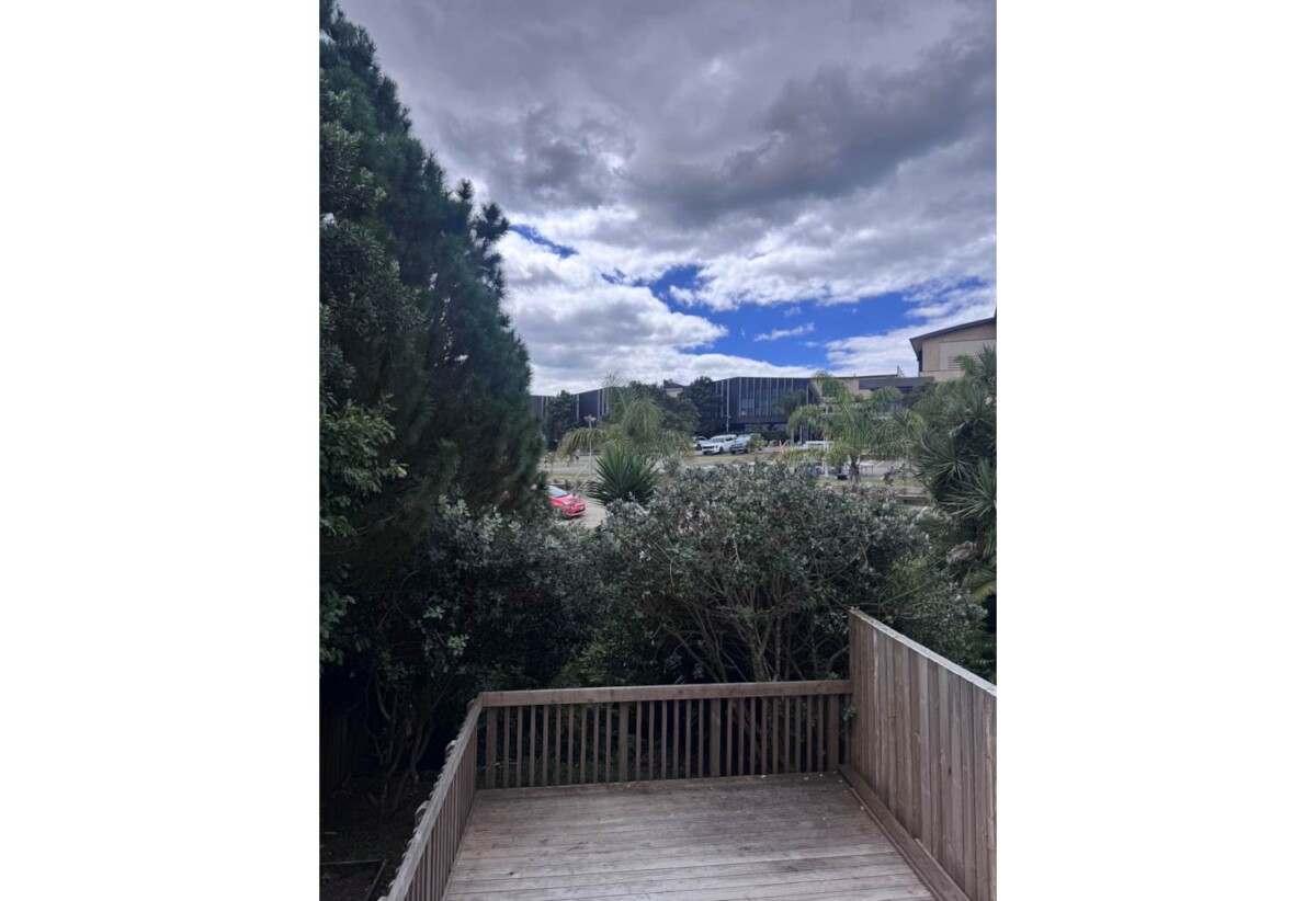Rangitoto College, 3 beds 2 baths home with car park, Within walking distance to Albany’s vibrant hub, 2/6-8 Pannill Place, Oteha, Auckland