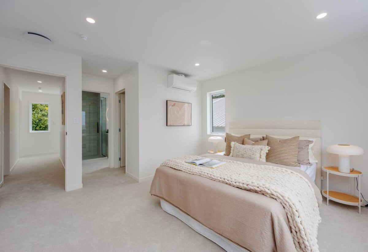 Rangitoto College zone, 3 beds 2 baths home with garage, Top school zones: including Rangitoto College, Long Bay College, Northcross & Murrays Bay Intermediates, Sherwood and Pinehill Primary Schools, minutes to Browns Bay Village, cafes, beaches, and the popular Rosedale dining precinct, 83C Langana Avenue, Browns Bay, Auckland
