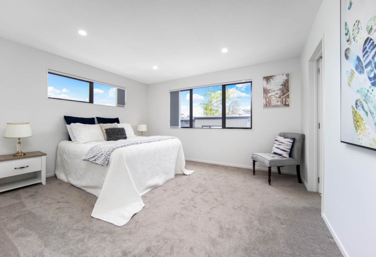 Highly motivated vendor – must be sold., Brandnew 3 beds 2.5 bath home with garage, move-in ready, close to schools shopping centre, beach, 0.5 km to Howick Primary School, 49B Patons Road, Howick, Auckland
