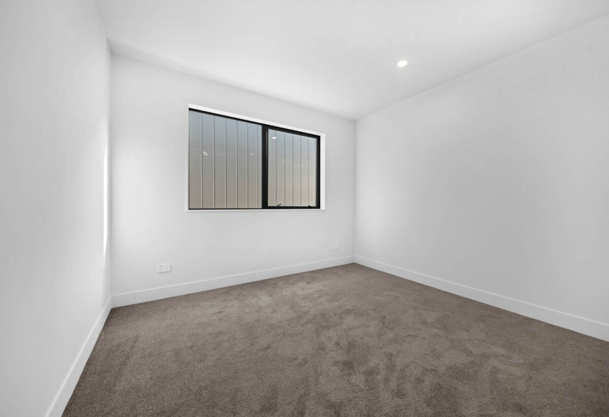 Brandnew 4 beds 2 baths home with garage, Bathrooms with underfloor heating, Golden Circle location. Walk to the local Temple, pop to Middlemore Hospital, or stroll to cafés and shops. Schools and parks nearby, Lot 2/19 Omagh Avenue, Papatoetoe, Auckland