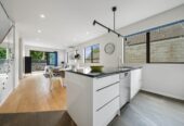 4 beds 3.5 baths duplex home with garage, just a short stroll from One Tree Hill, zoned for Remuera Intermediate School, 1B Kawau Road, Greenlane, Auckland