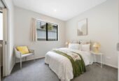 4 beds 3.5 baths duplex home with garage, just a short stroll from One Tree Hill, zoned for Remuera Intermediate School, 1B Kawau Road, Greenlane, Auckland