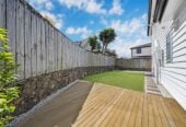 Renovated 5 beds 3.5 baths house with double garage on 401m2 section, close to the shops of Lunn Avenue, Sylvia Park Shopping Centre, school, parks, 10A Burt Road, Mt Wellington, Auckland