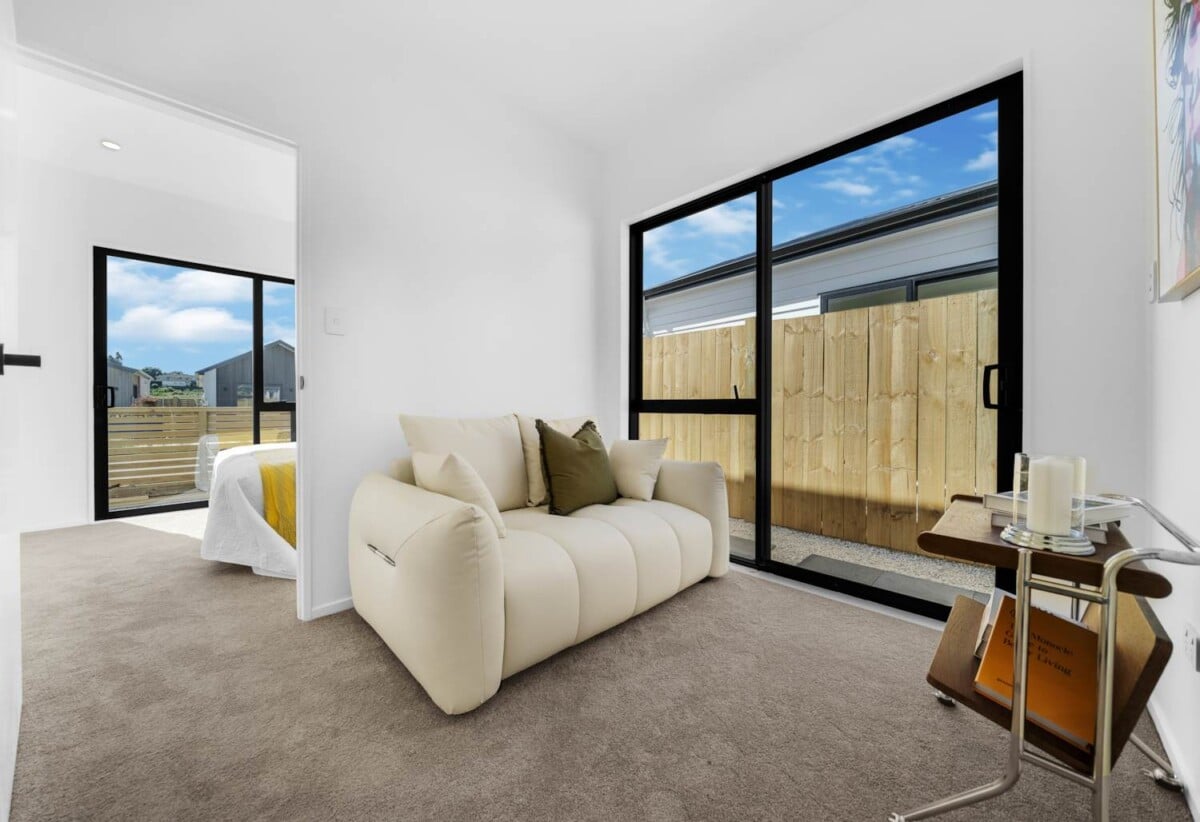 2 Legal Kitchens, Brandnew standalone 4 beds 3 baths house with double garage and 1 bed granny, close to Opaheke School and a nearby reserve, Costco Wholesale Drury and the upcoming Drury train station are currently underway, 16 Pupu Crescent, Opaheke, Auckland