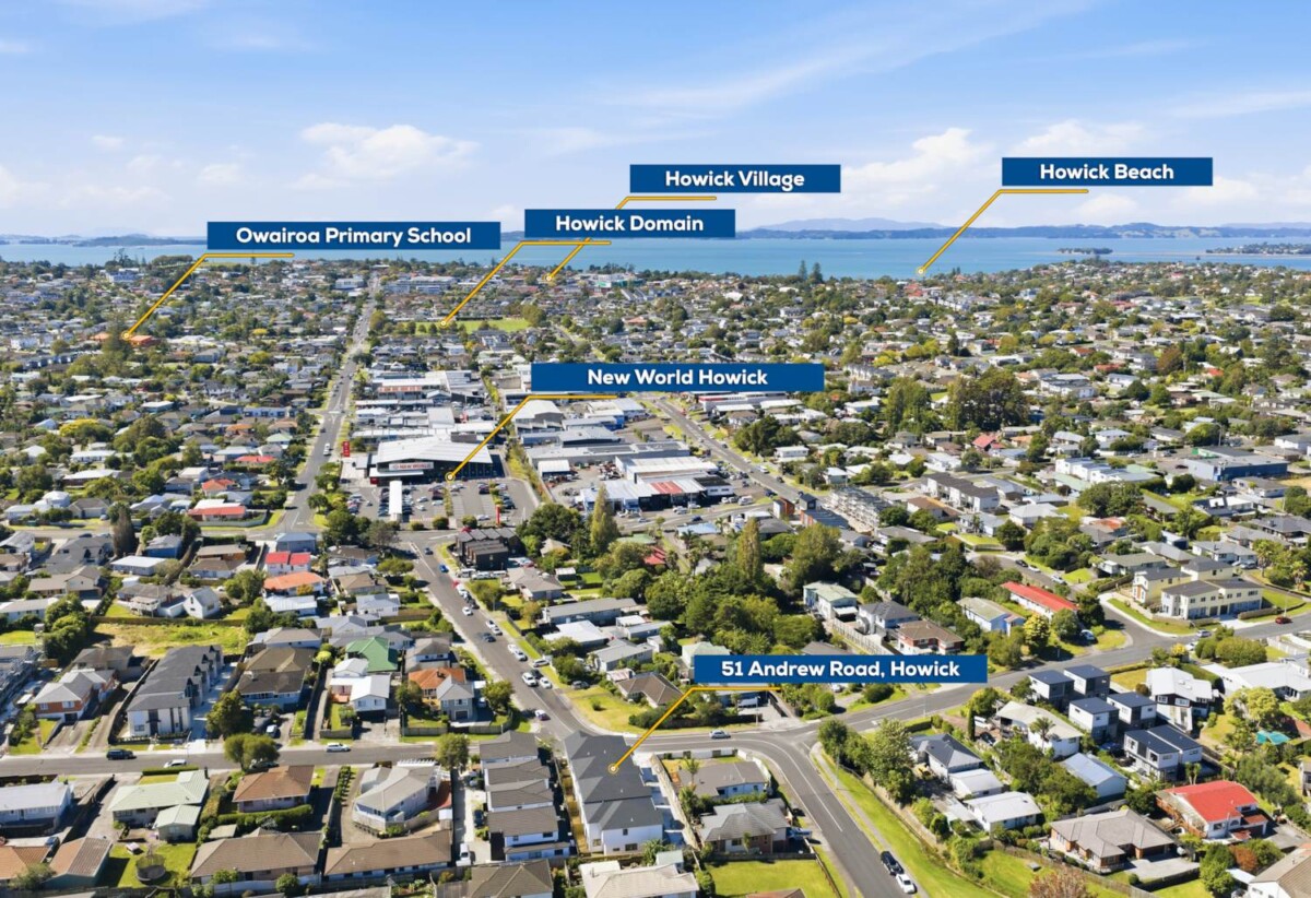 Brandnew standalone 4 beds 3.5 baths home with double tandem garage, walks to walk to Howick New World supermarket, schools, close to shopping centre, Lots 1-4/51 Andrew Road, Howick, Auckland