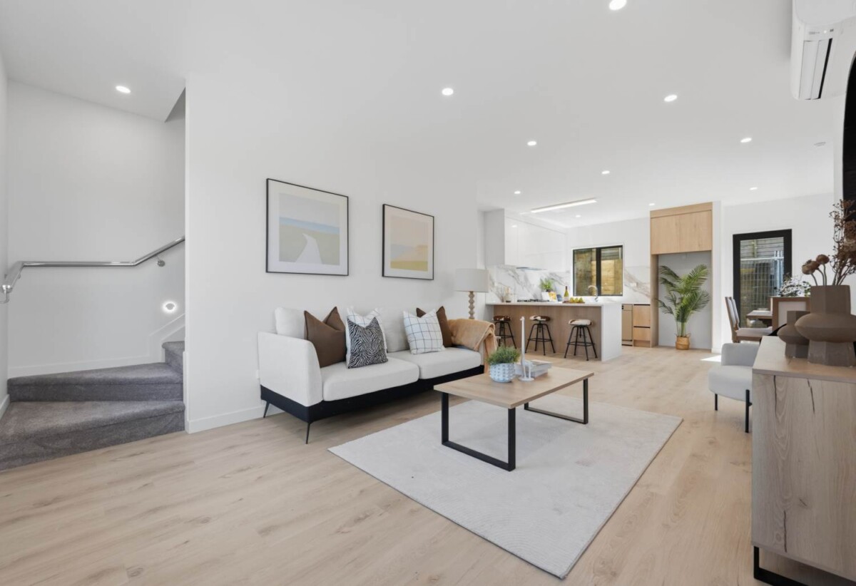 Brandnew standalone 4 beds 3.5 baths home with double tandem garage, walks to walk to Howick New World supermarket, schools, close to shopping centre, Lots 1-4/51 Andrew Road, Howick, Auckland