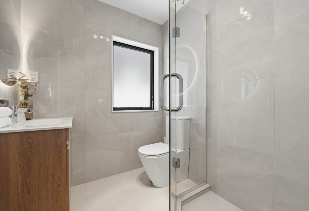 Brandnew standalone 4 beds 3.5 baths home with double tandem garage, walks to walk to Howick New World supermarket, schools, close to shopping centre, Lots 1-4/51 Andrew Road, Howick, Auckland