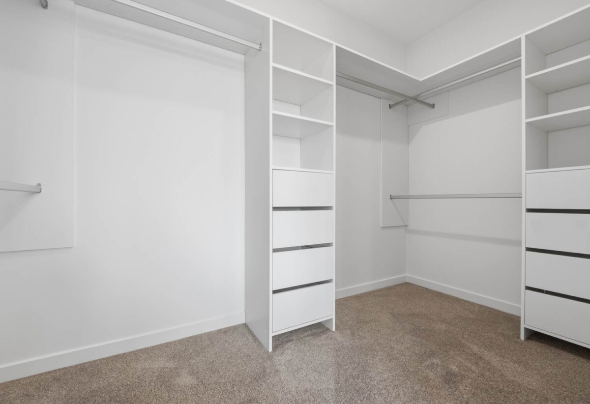 Brandnew standalone 4 beds 3.5 baths home with double tandem garage, walks to walk to Howick New World supermarket, schools, close to shopping centre, Lots 1-4/51 Andrew Road, Howick, Auckland