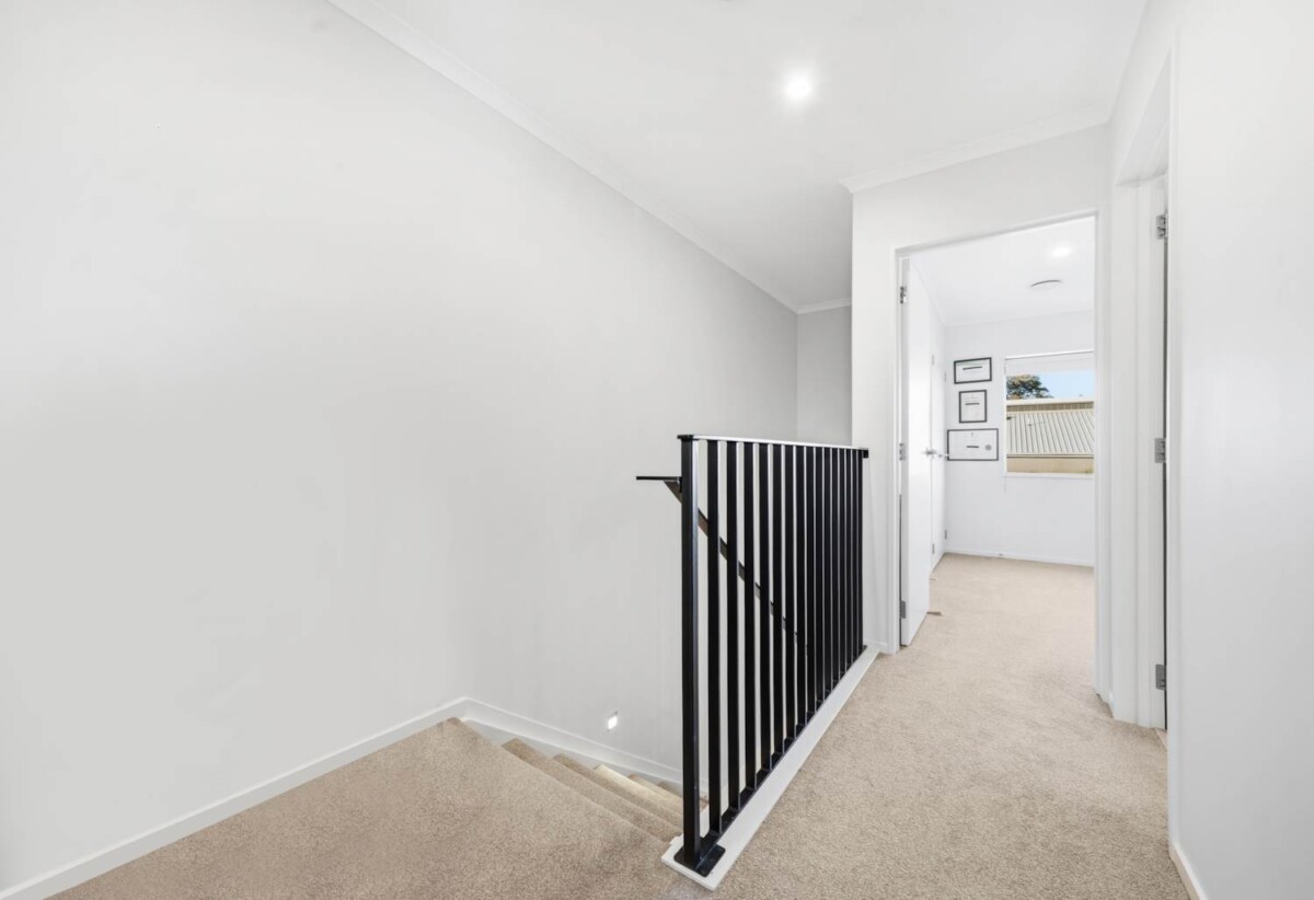 Built by Fletcher Building, Brick and tile 2 beds 1.5 baths home with 2 car parks, zoned for Conifer Grove School and within walking distance to Countdown Conifer Grove, local cafés, scenic coastal walkways, parks, and playgrounds. Motorway access is only minutes away, 50 Adlam Lane, Conifer Grove, Auckland
