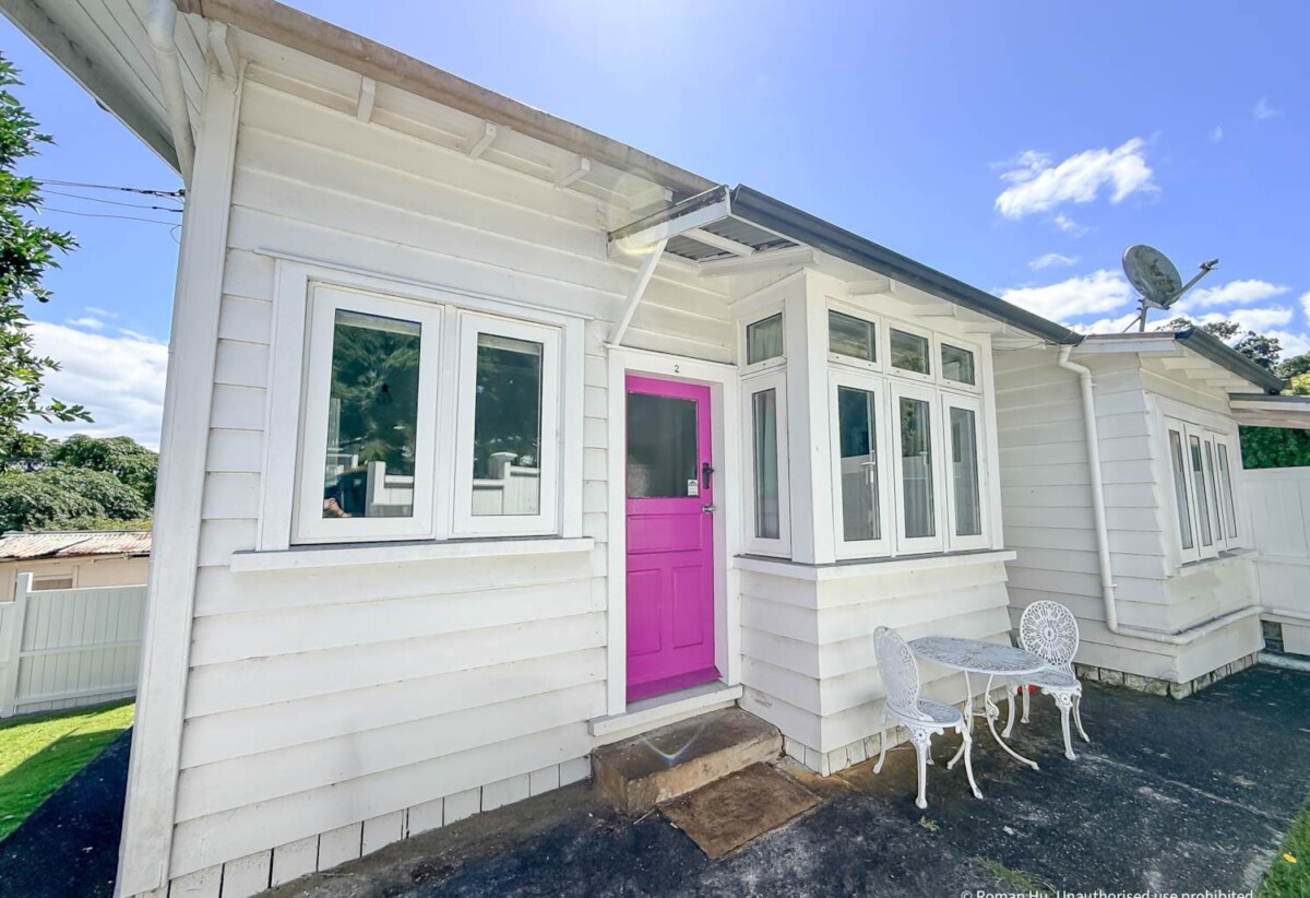 3 legal, self-contained 1-bedroom units on 1 title, 701m² (MOL) freehold corner site + 2 vehicle entrances/way, Current combined rent approx. $86K/year , Previously had a 5-unit Resource Consent (now lapsed), Zoned for Mt Albert Grammar School, Walk to New World; minutes to Westfield St Lukes, motorway access, 7 Jesmond Terrace, St Lukes, Auckland