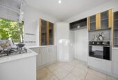 Rangitoto College zone, 4 beds 2.5 baths house with double garage on 665m2 section, close to schools, beach, shops, supermarket, parks and coastal walkways, 1 km to Browns Bay School, Murrays Bay Intermediate, Rangitoto College, Murrays Bay School, 18 Bushglen Court, Browns Bay, Auckland