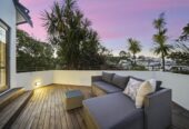 Rangitoto College zone, 4 beds 2.5 baths house with double garage on 665m2 section, close to schools, beach, shops, supermarket, parks and coastal walkways, 1 km to Browns Bay School, Murrays Bay Intermediate, Rangitoto College, Murrays Bay School, 18 Bushglen Court, Browns Bay, Auckland