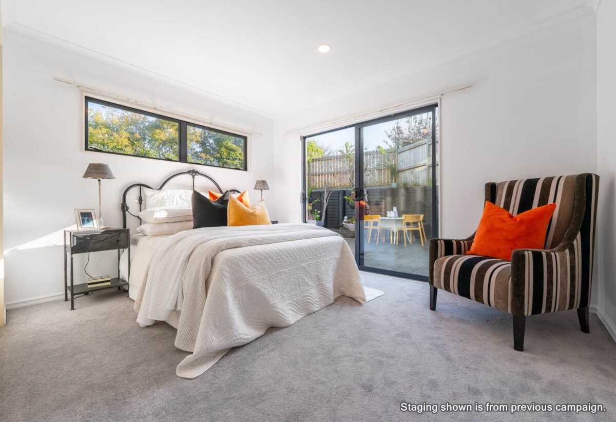 222m2 5 beds 2.5 baths house with double garage on 295m2 section, Eastridge Shopping Centre, local cafés, parks and schools all nearby, close to schools, beaches, 30C Kurahaupo Street, Orakei, Auckland