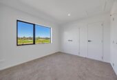 170m2 4 beds 2.5 baths home with 2 car parks, near schools and just moments away from Papakura town center, 123 Bellfield Road, Opaheke, Auckland