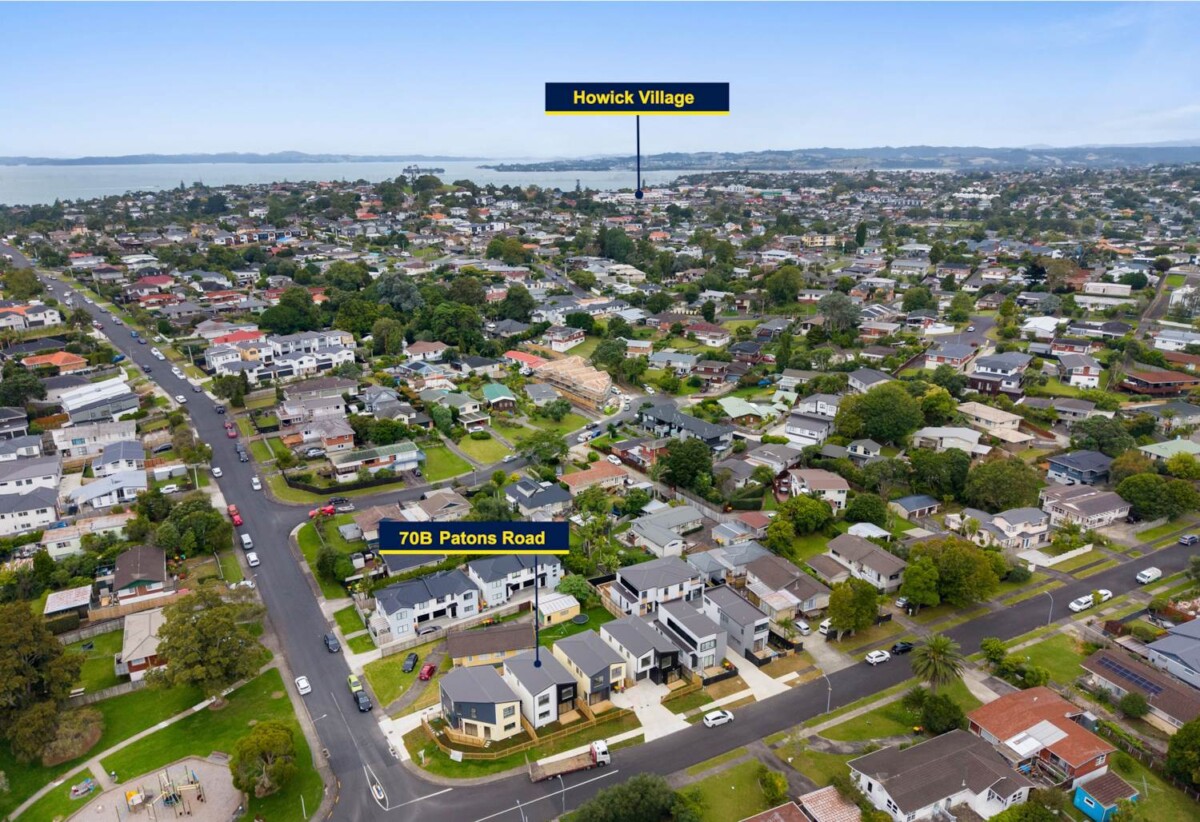 Parkside Brandnew standalone 4 beds 2.5 baths home with garage, close to schools, shoppingcentre, beach, golf club, Walking distance to Howick Primary, Howick Intermediate and Pakuranga College, 70B Patons Road, Howick, Auckland