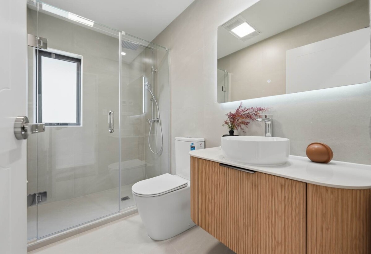Parkside Brandnew standalone 4 beds 2.5 baths home with garage, close to schools, shoppingcentre, beach, golf club, Walking distance to Howick Primary, Howick Intermediate and Pakuranga College, 70B Patons Road, Howick, Auckland