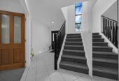5 beds + study 3 baths house with double garage on 704m2 section, close to schools shopping centre, motorway access, parks, 36 Piper Place, Goodwood Heights, Auckland