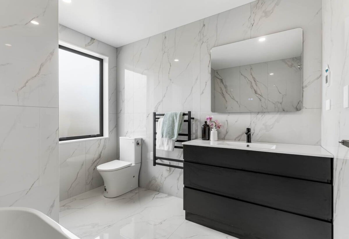 145m2 Brandnew 3 beds 2.5 baths house with garage, close to Opaheke Reserve and Opaheke School, With the upcoming Drury Train Station and Costco Drury currently under construction, 34 Mangapu Road, Opaheke, Auckland