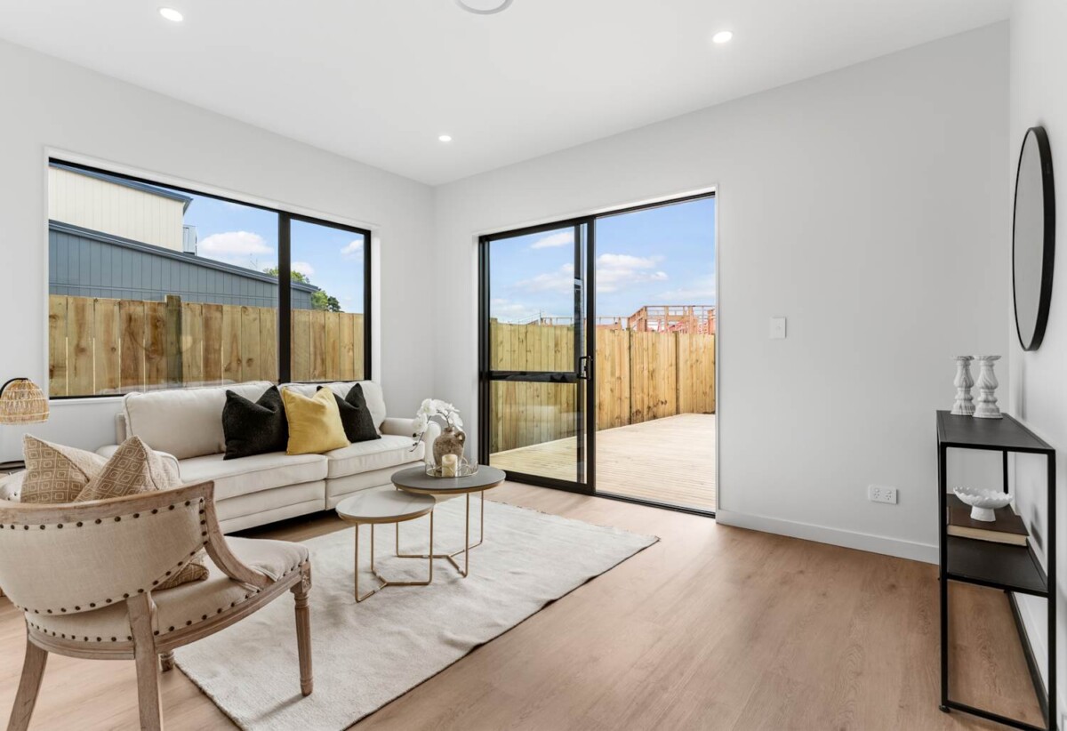 145m2 Brandnew 3 beds 2.5 baths house with garage, close to Opaheke Reserve and Opaheke School, With the upcoming Drury Train Station and Costco Drury currently under construction, 34 Mangapu Road, Opaheke, Auckland
