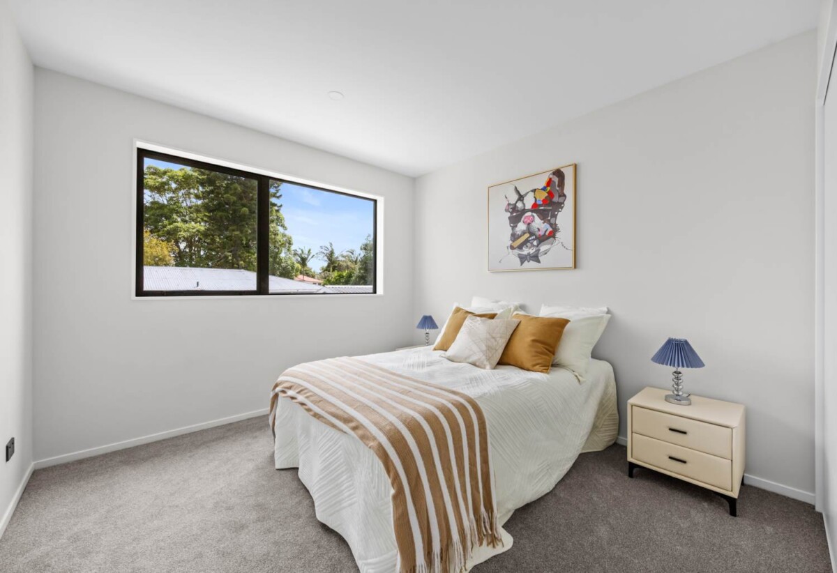 Must SELL, Brandnew standalone 3 beds 1.5 baths home with garage, close to schools, beach, supermarkets, shops, 4D Bettina Place, Manurewa, Auckland