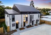 Freehold 3 beds 2.5 baths home with car park and views, zoneds for Green Bay Primary and Green Bay High School, close to schools, shops, supermarkets, reserves, golf club, 12/65 Stottholm Road, Titirangi, Auckland