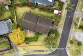 3 beds 2 baths house with double garage on 837m2 section, close to schools, shopping centres, the popular Rotary Walkway, zoned for Farm Cove Intermediate, Wakaaranga School, Pakuranga College, Sancta Maria College, 2 Lilian Place, Farm Cove, Auckland