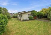 3 beds 2 baths house with double garage on 837m2 section, close to schools, shopping centres, the popular Rotary Walkway, zoned for Farm Cove Intermediate, Wakaaranga School, Pakuranga College, Sancta Maria College, 2 Lilian Place, Farm Cove, Auckland
