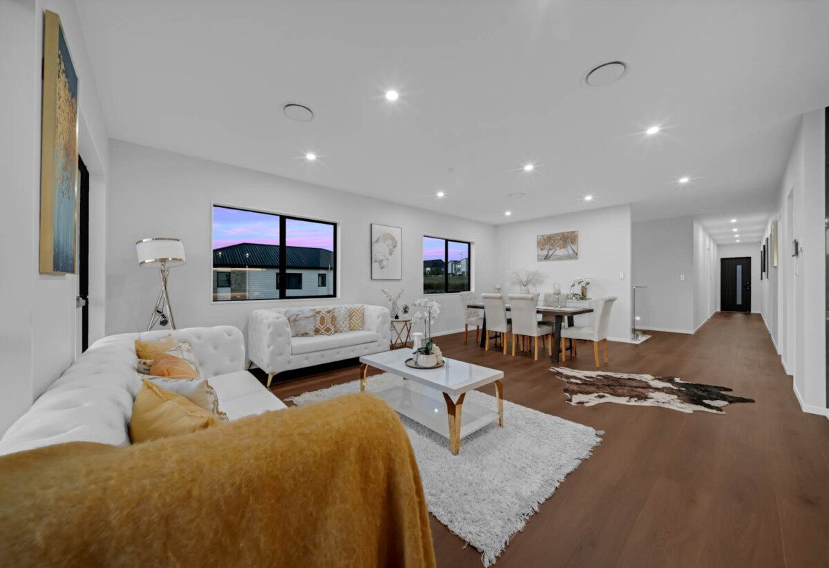 Brandnew 7 beds 5.5 baths house with double garage and 2 beds granny, close to to schools, parks, and local amenities, 21 Emerald Avenue, Karaka, Auckland