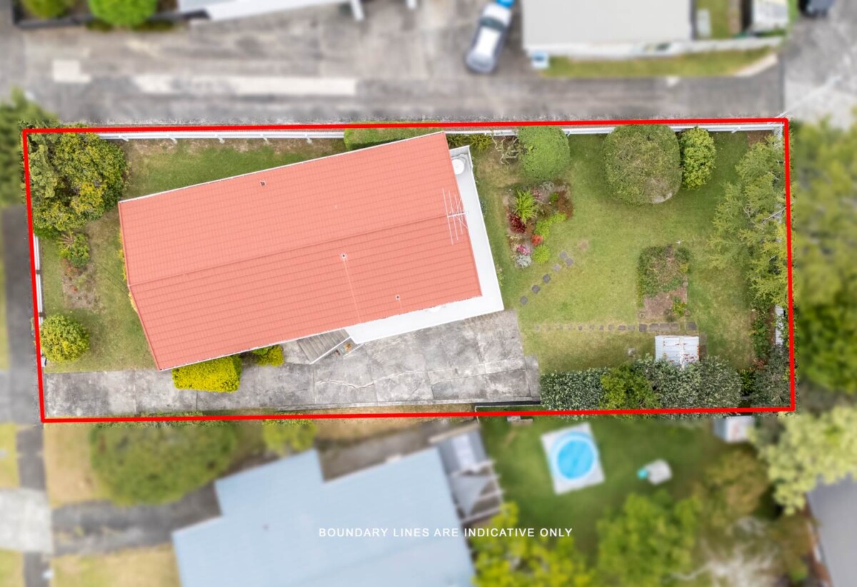 Once in 45 years, 150m2 Brick and tile 3 beds 1+ 1 office room 1 bath house with double garage on 625m2 section, a huge workshop downstairs, easy motorway access and a short drive to LynnMall and St Luke’s Mall. Zoned for New Windsor Primary School (just across the road), Blockhouse Bay Intermediate, and Avondale College, 45 Peter Buck Road, New Windsor, Auckland