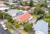 Once in 45 years, 150m2 Brick and tile 3 beds 1+ 1 office room 1 bath house with double garage on 625m2 section, a huge workshop downstairs, easy motorway access and a short drive to LynnMall and St Luke’s Mall. Zoned for New Windsor Primary School (just across the road), Blockhouse Bay Intermediate, and Avondale College, 45 Peter Buck Road, New Windsor, Auckland